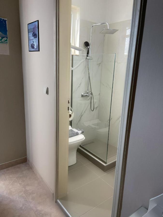 Delfini Beach Hotel & Suites アルハンゲロス エクステリア 写真