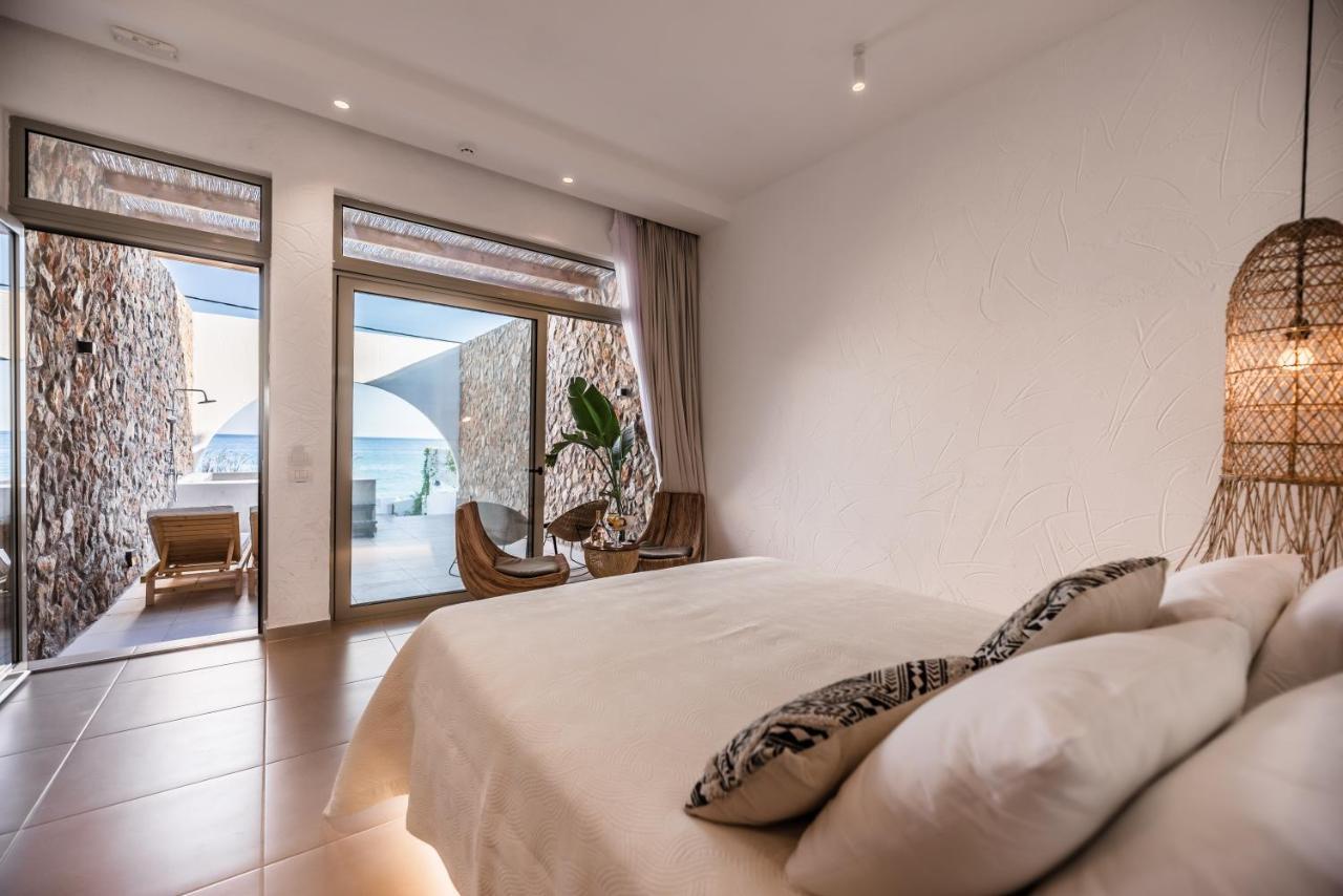 Delfini Beach Hotel & Suites アルハンゲロス エクステリア 写真
