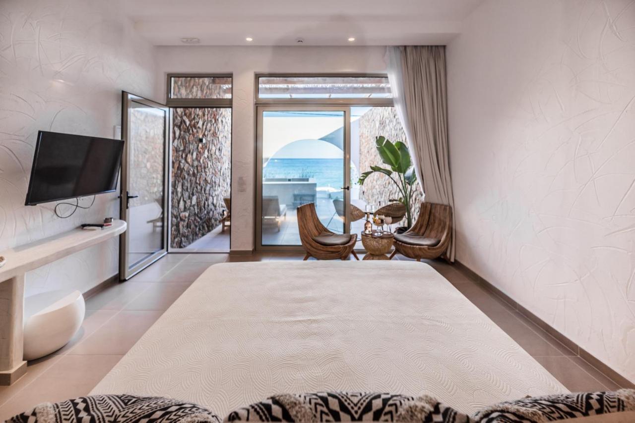 Delfini Beach Hotel & Suites アルハンゲロス エクステリア 写真