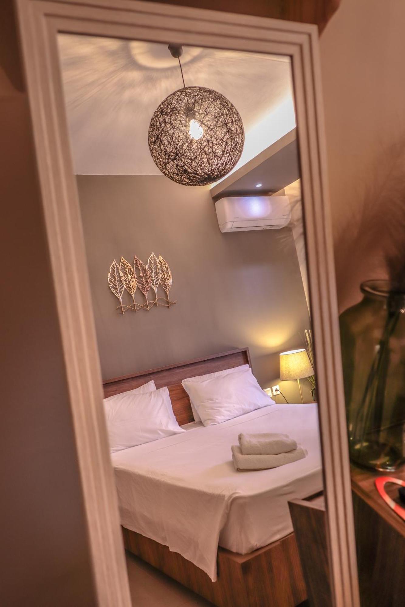 Delfini Beach Hotel & Suites アルハンゲロス エクステリア 写真